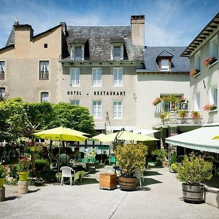 Hotel Le Lion D'Or Saint-Geniez-dʼOlt Exterior foto